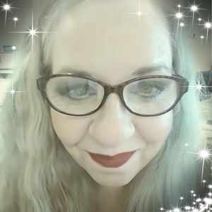 Meet your Posher, Diana